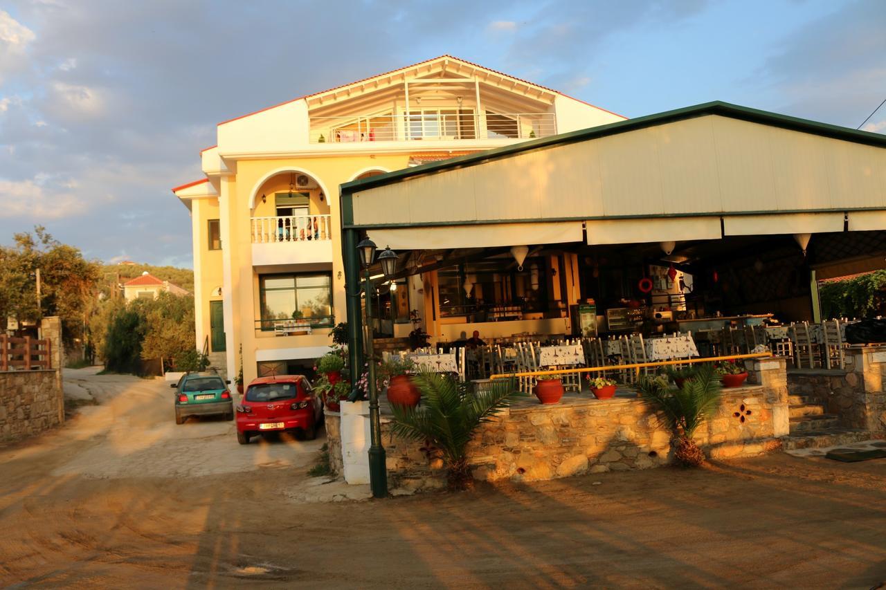 Delfinario Hotel Pteleos Exterior photo